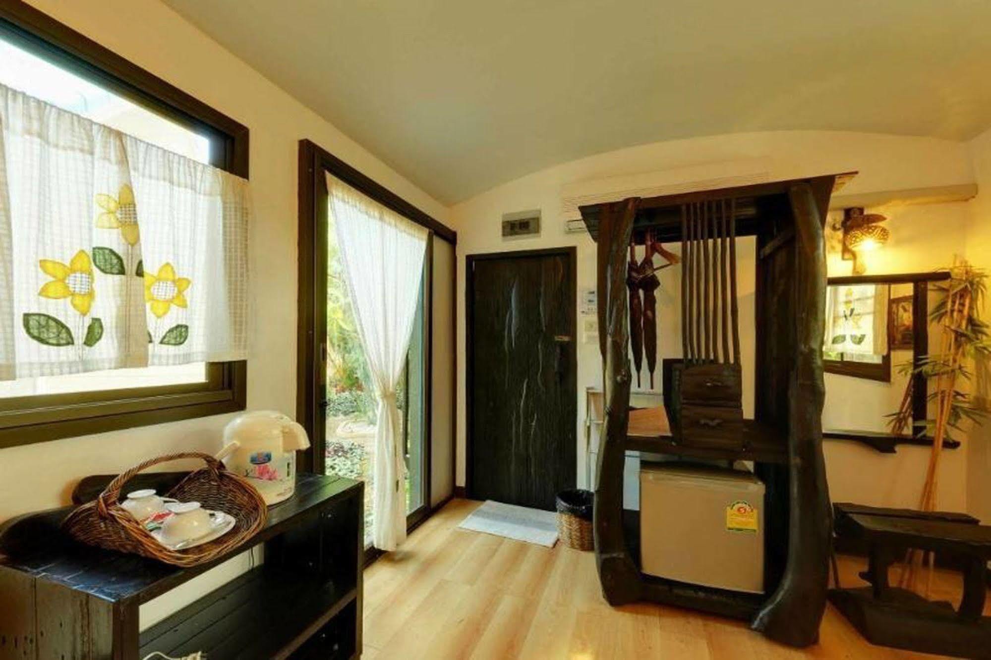 Chart Trip Resort Nakhon Ratchasima Bagian luar foto